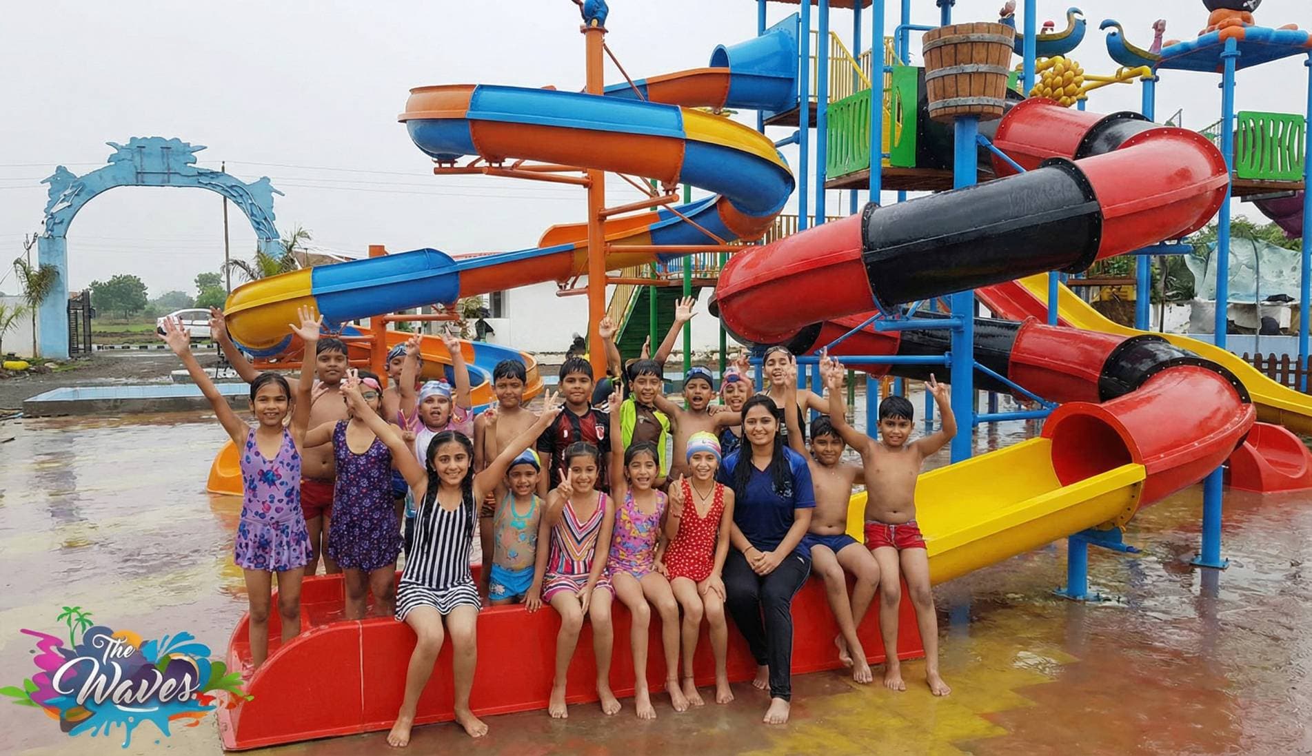 The Waves Waterpark Gallery 6