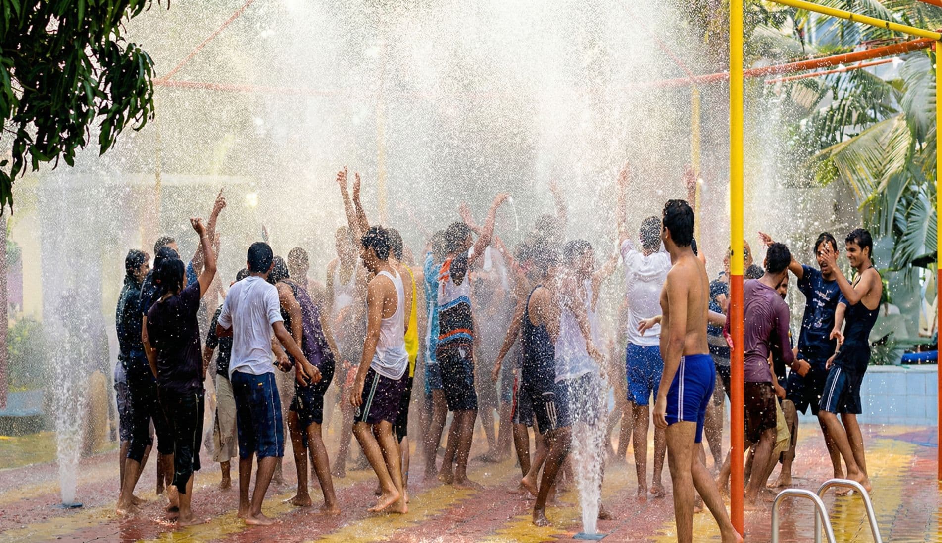 The Waves Waterpark Gallery 7